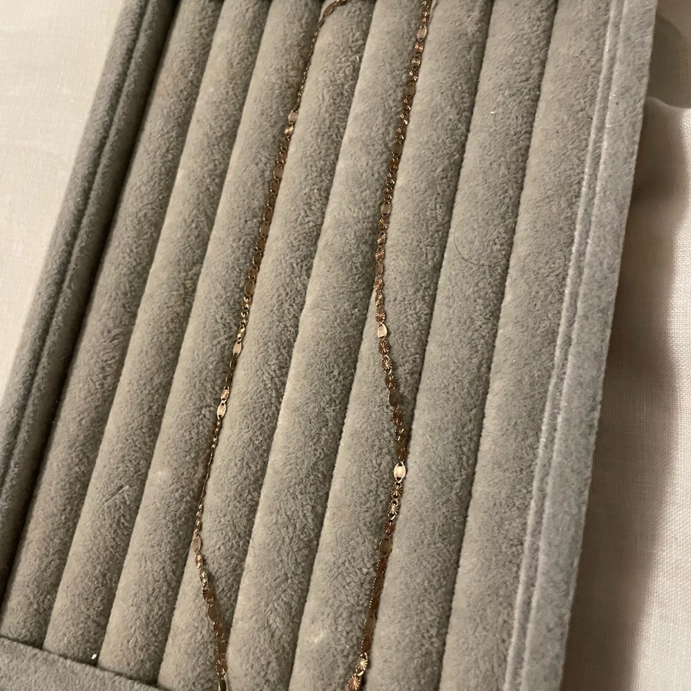 14k Gold Chain Necklace - Picture 2 of 5